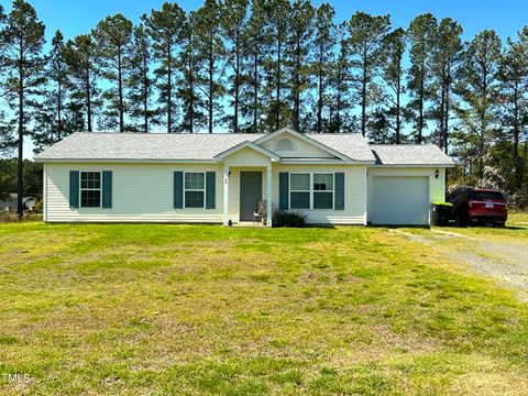 20 Golden Poppy Lane Youngsville NC 27596