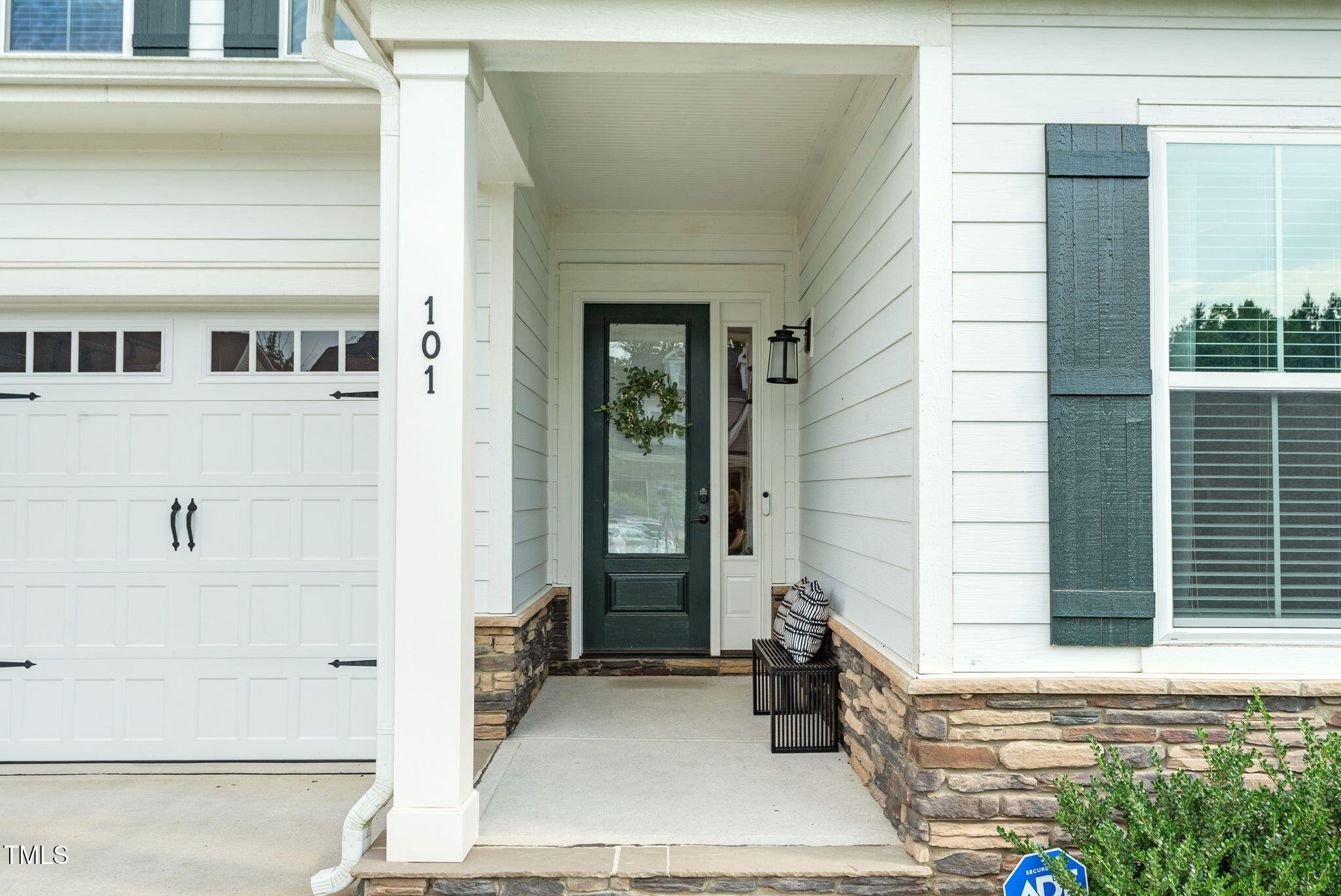 101 Acorn Crossing Road