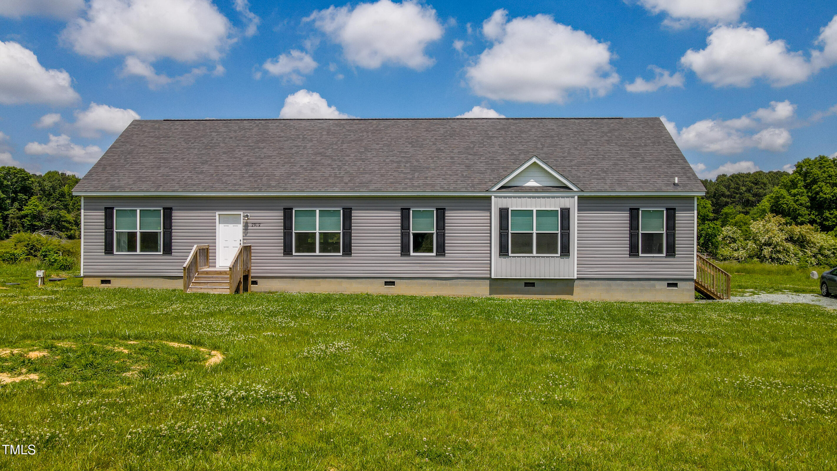 2912 Epps Clark Road