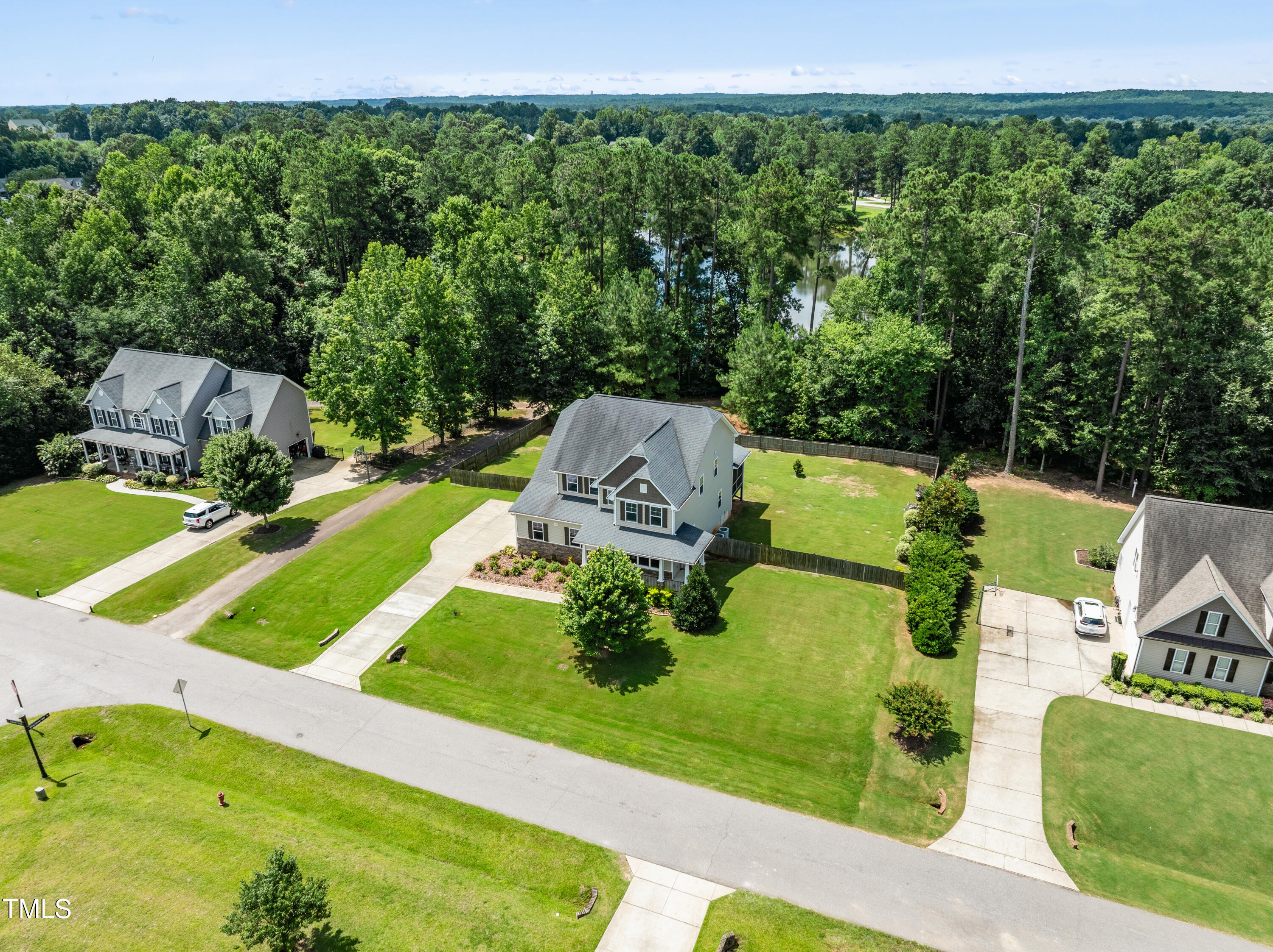 400 Swann Trail