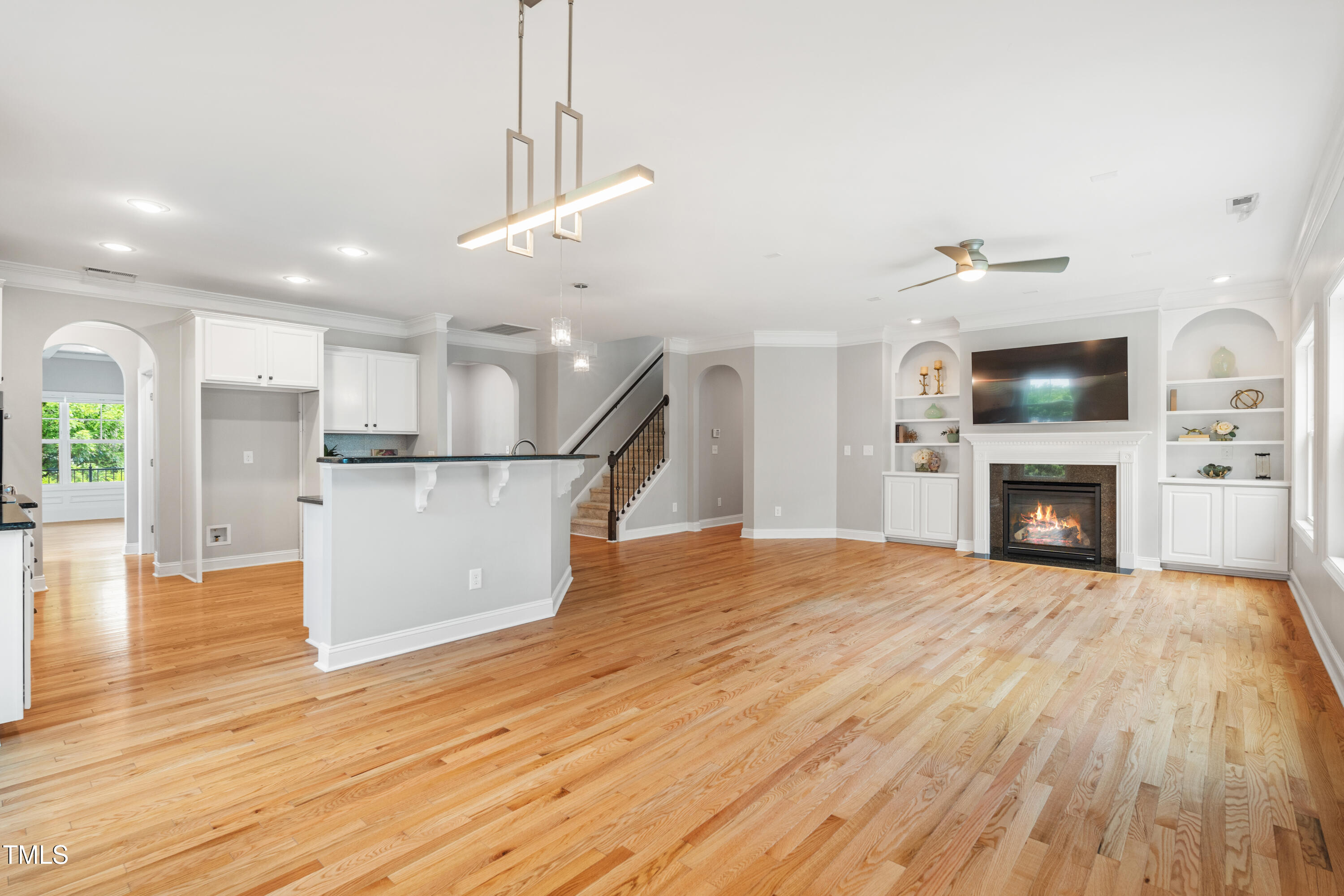 400 Swann Trail