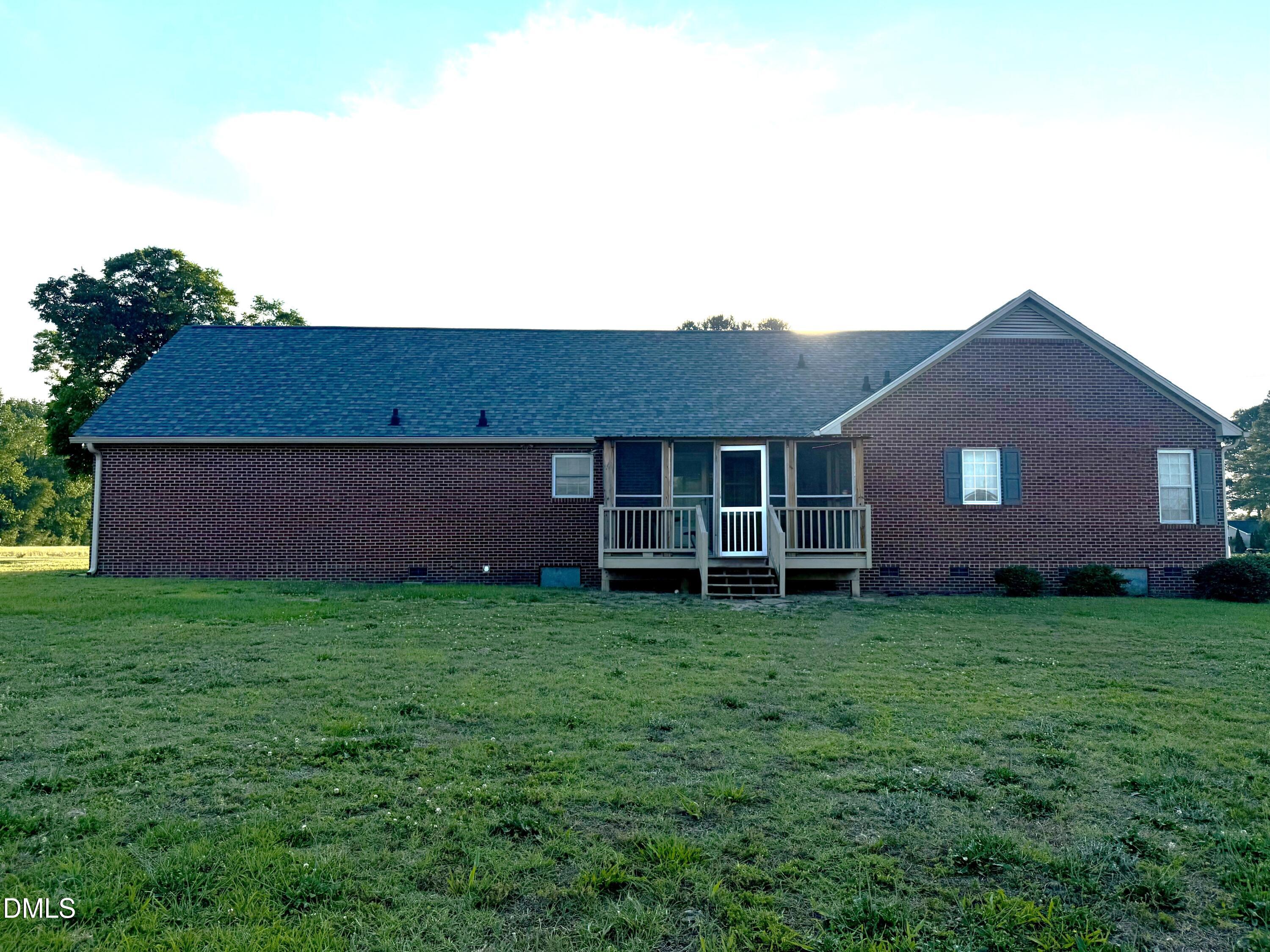 1511 Lane Road