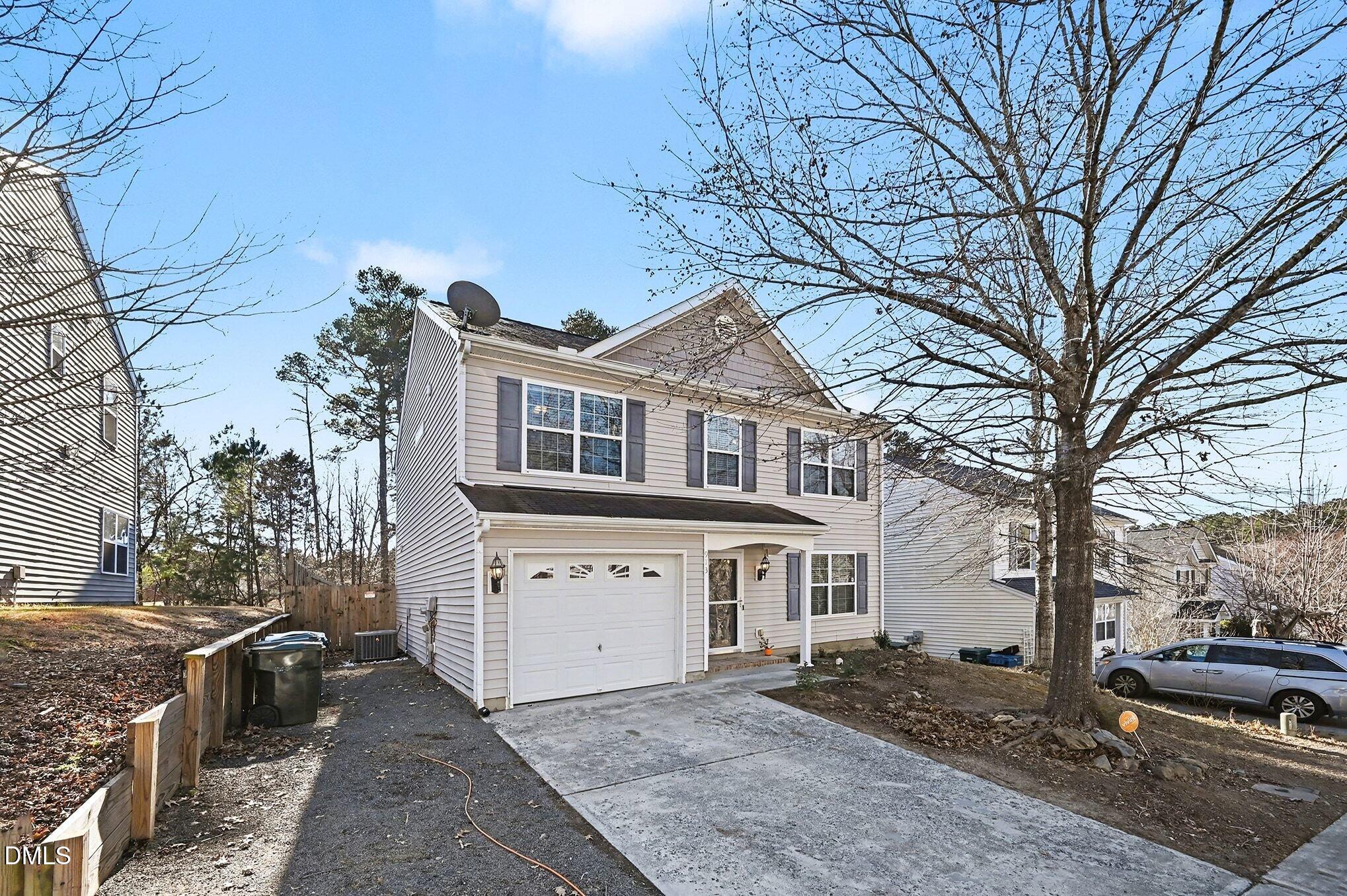 913 Woodside Park Lane