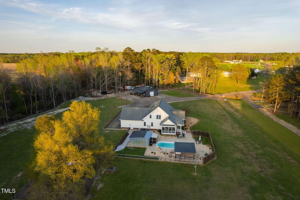 listing image 64