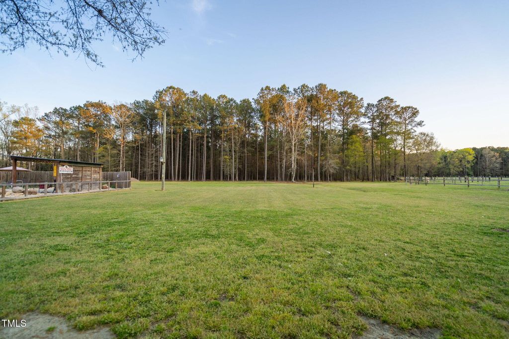 listing image 76