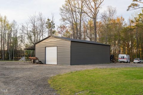listing image 80