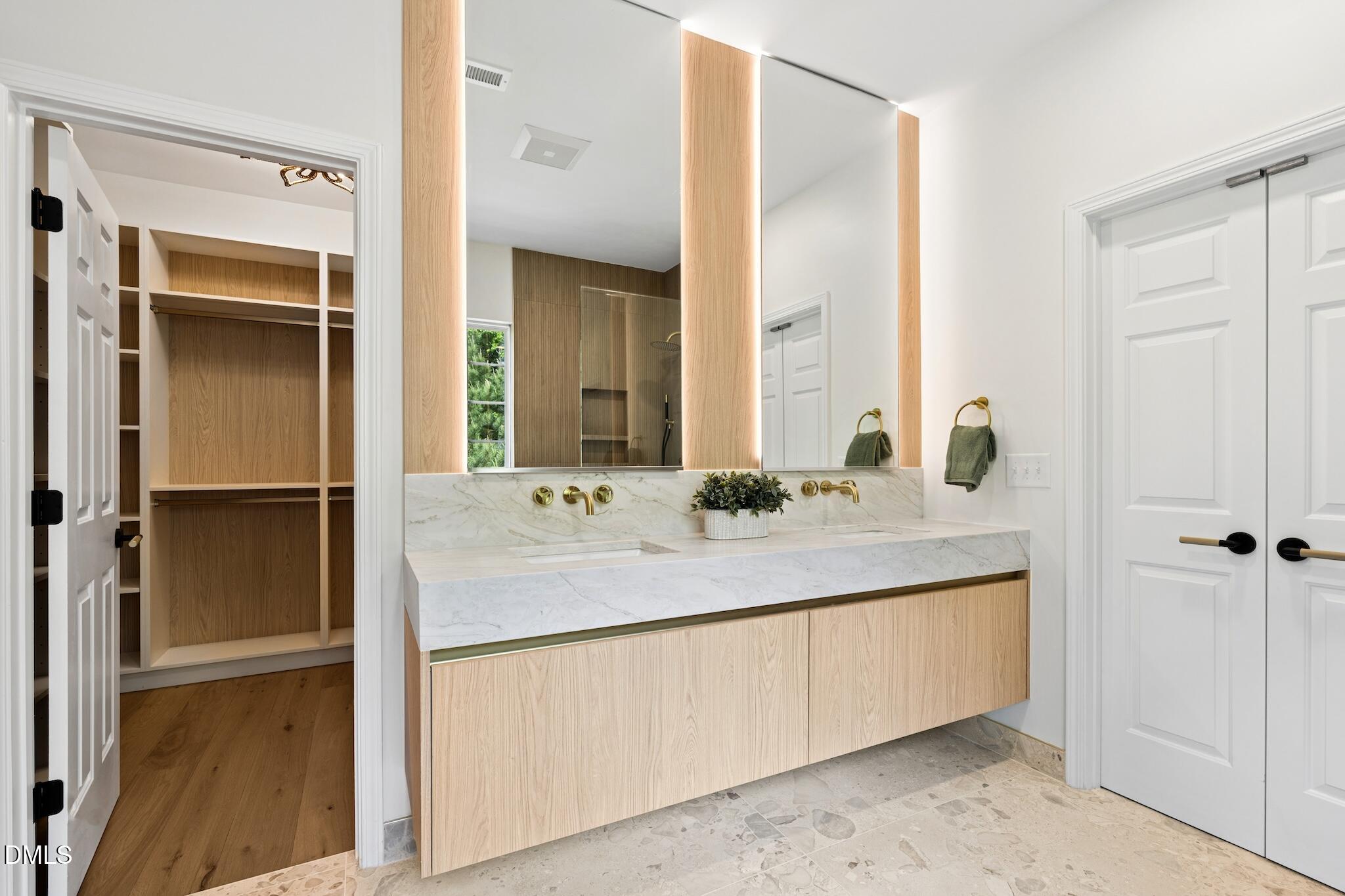 5 Silverbell Court