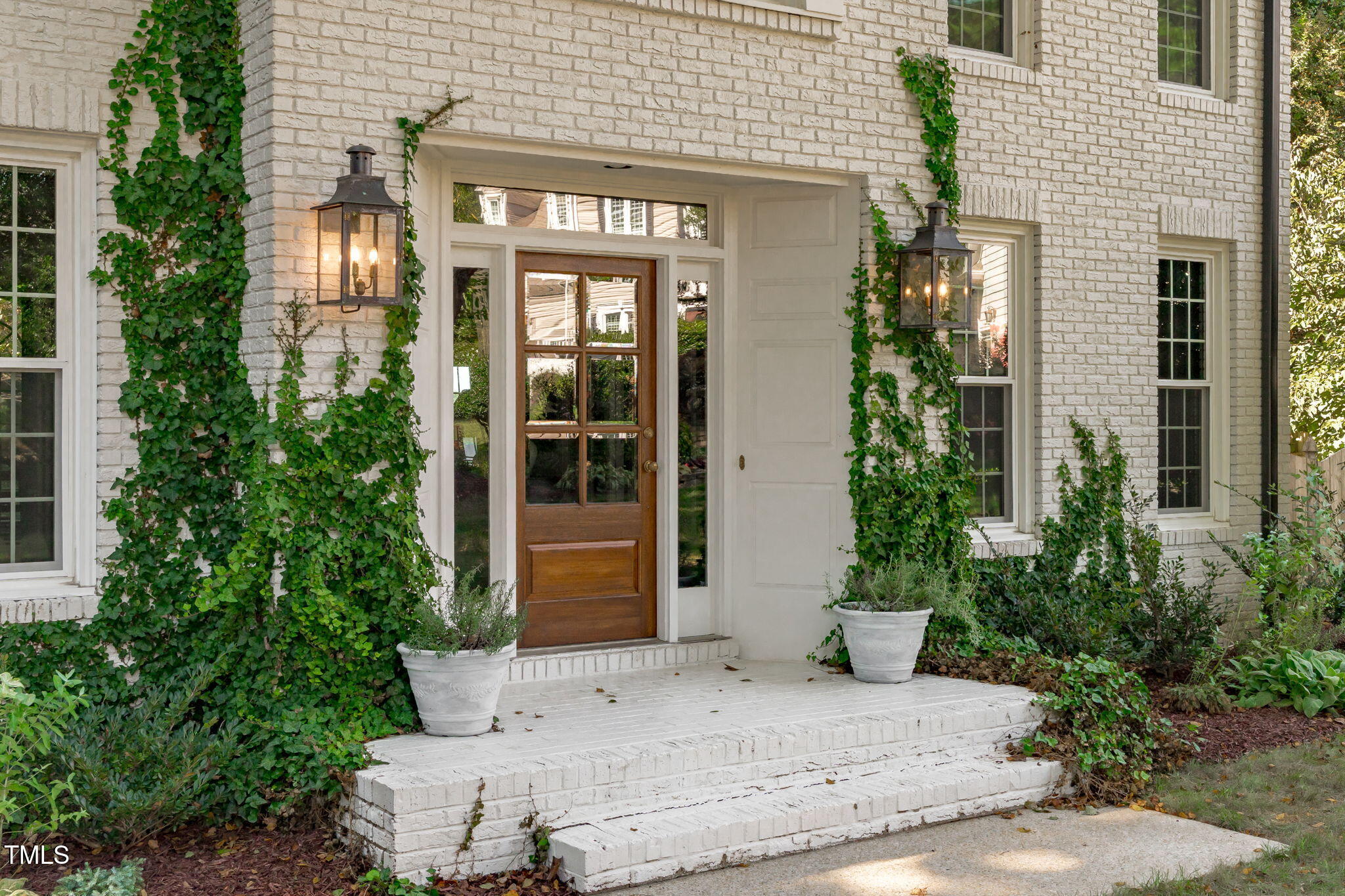 103 Glenbrae Court