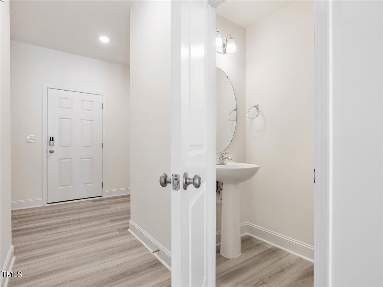 812 Kensley Grv Lane #6