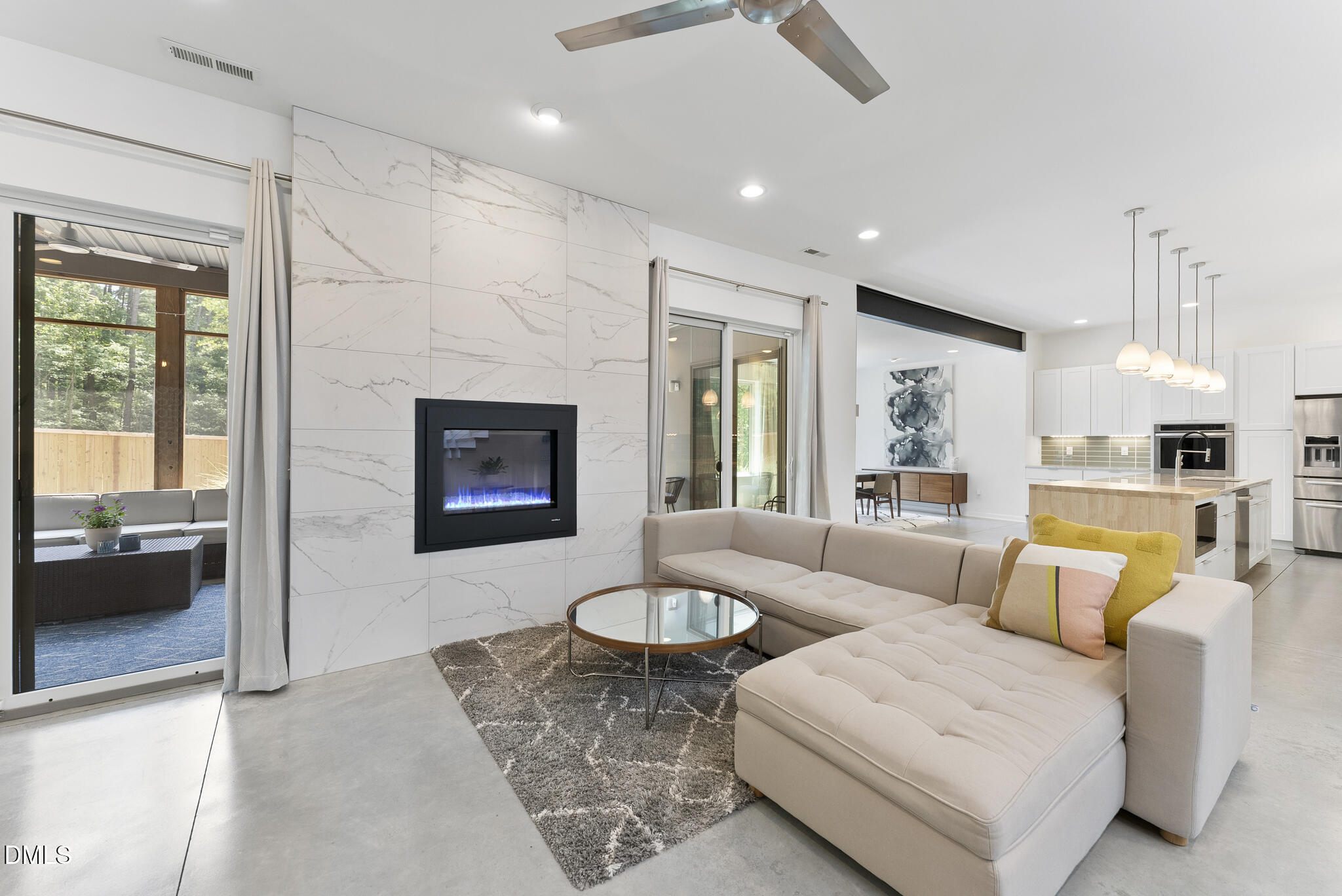 208 Curlew Drive