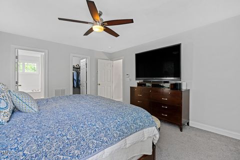 Single Family Residence in Chapel Hill NC 109 Parkridge Avenue 18.jpg