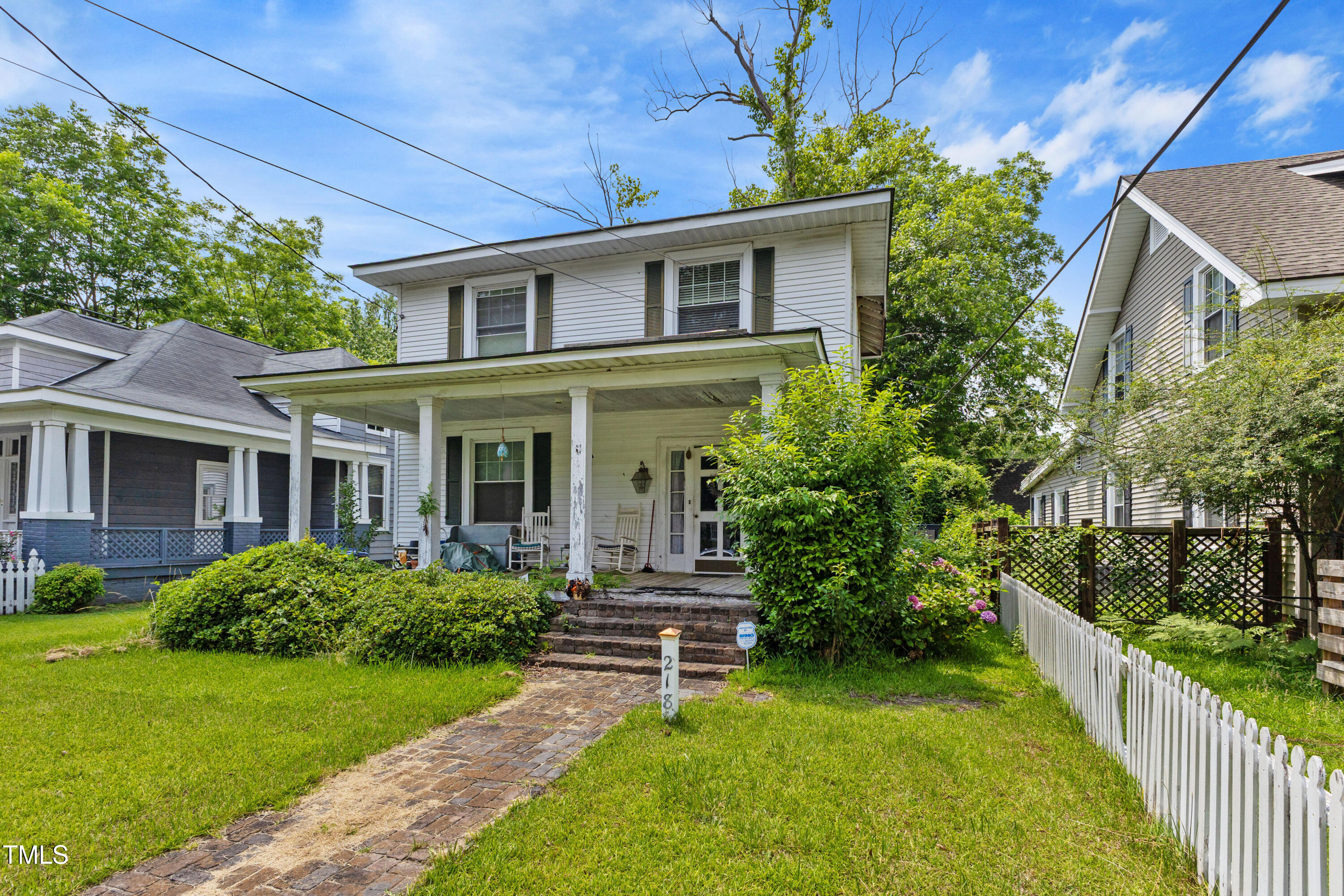 218 Villa Street