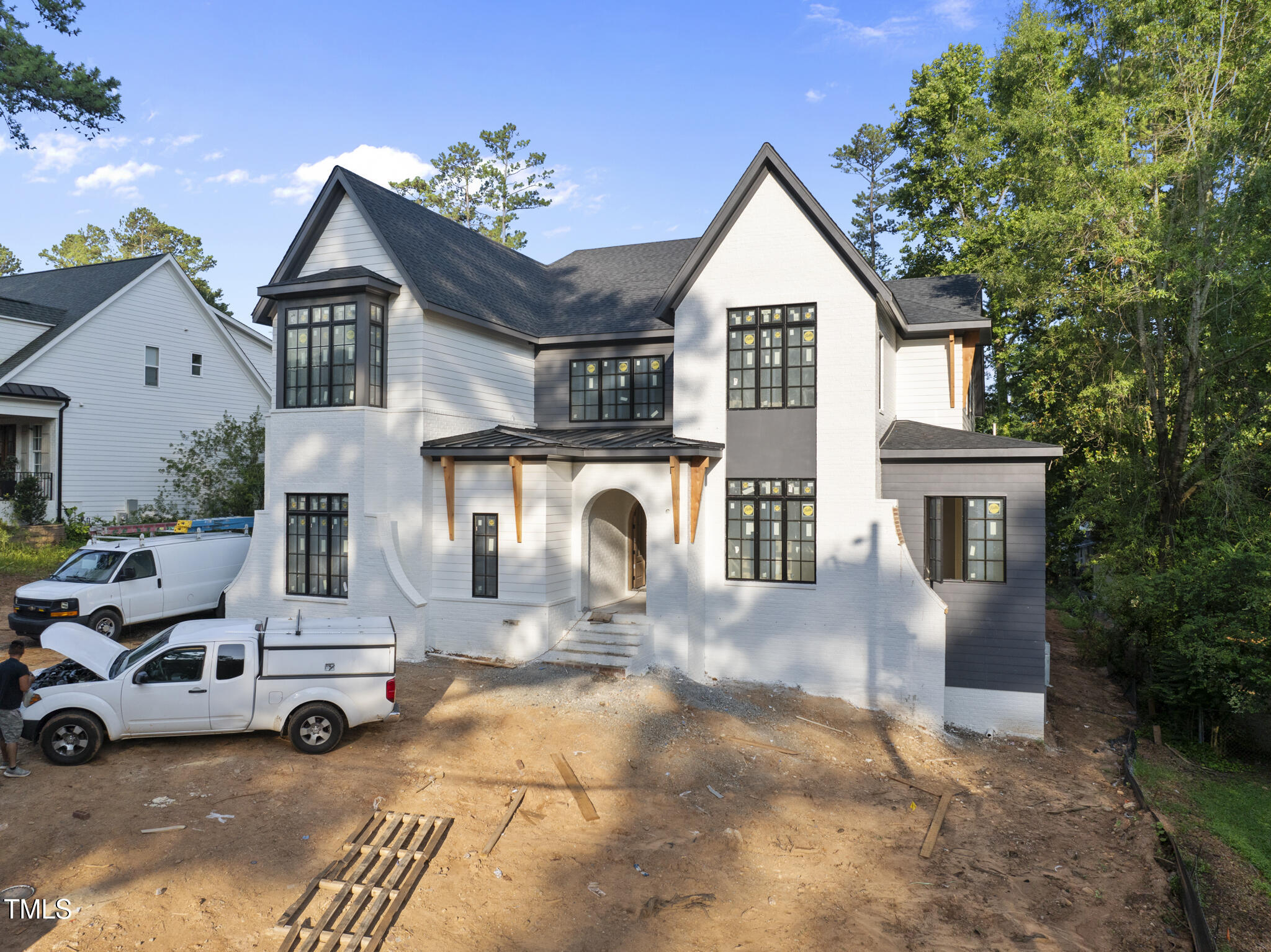 5013 Coronado