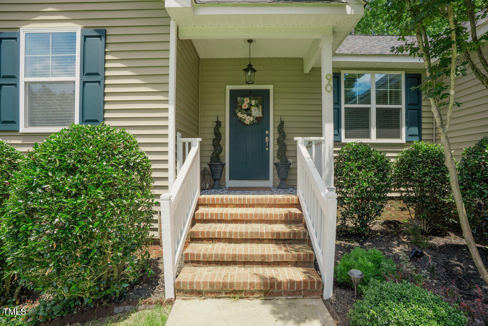90 Weatherly Drive