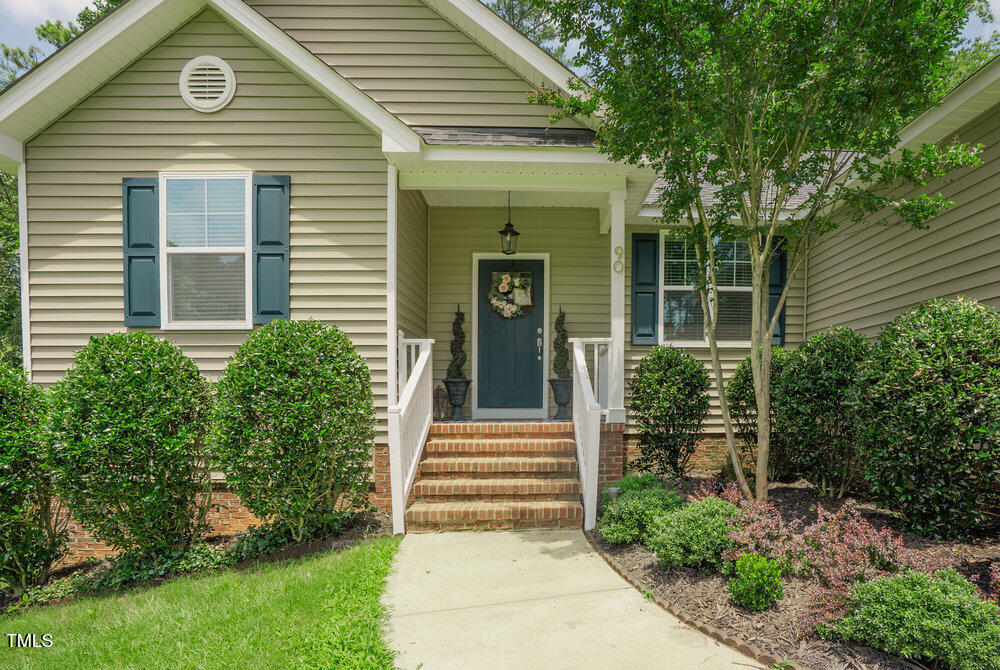 90 Weatherly Drive