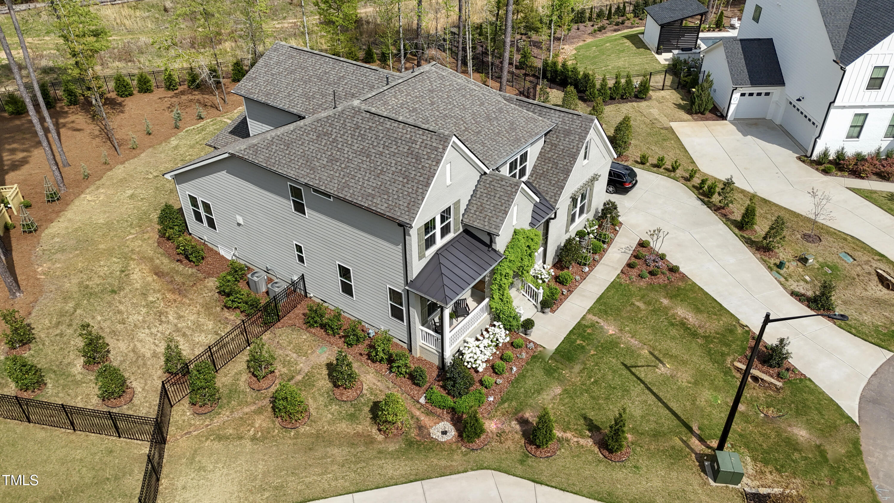 8208 Bella Oak Court