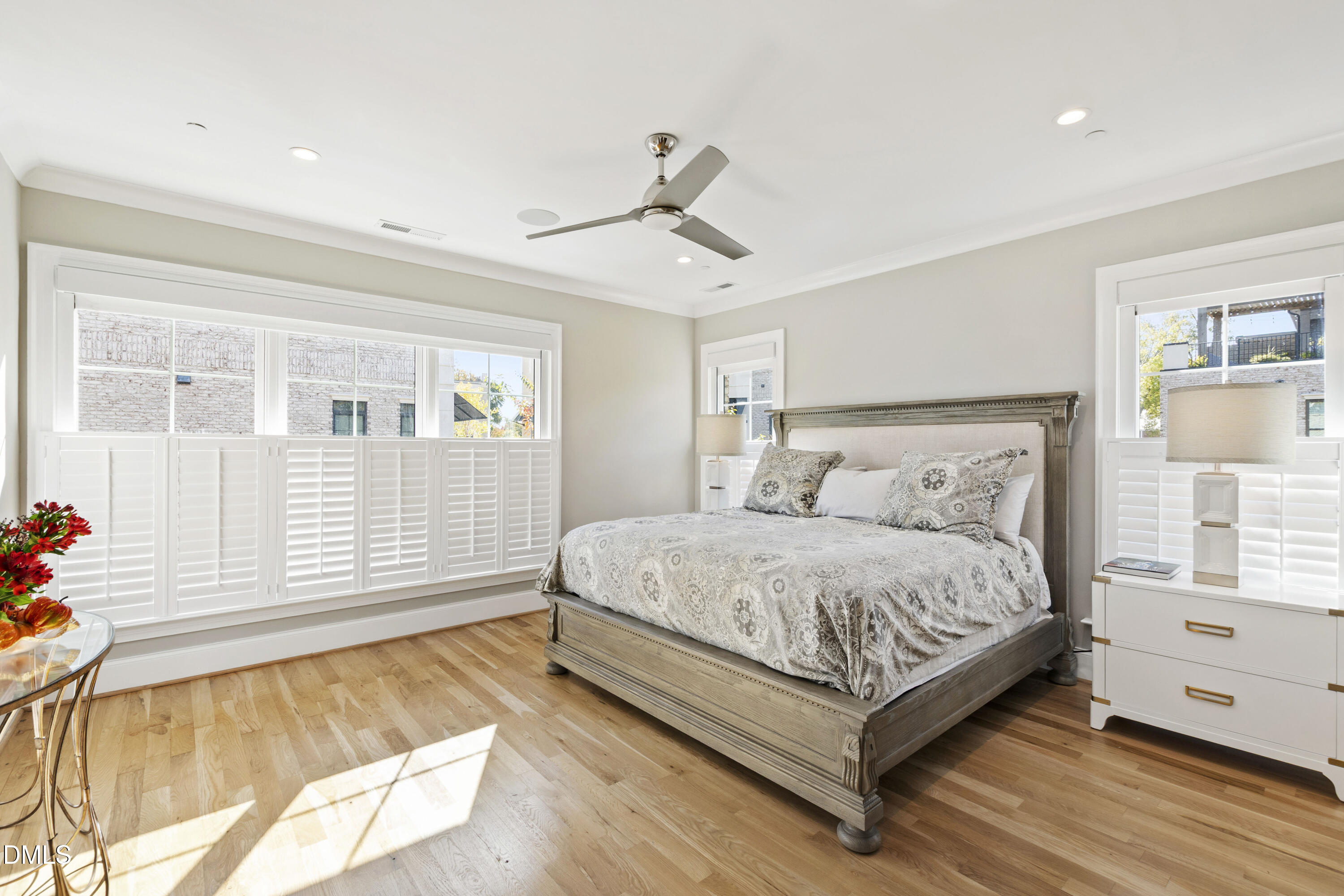 910 Oberlin Road 101