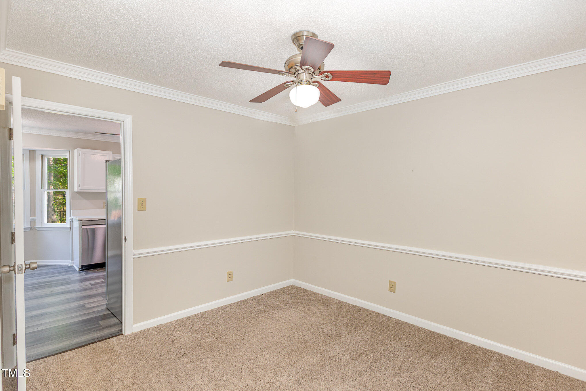 4621 Worthington Lane
