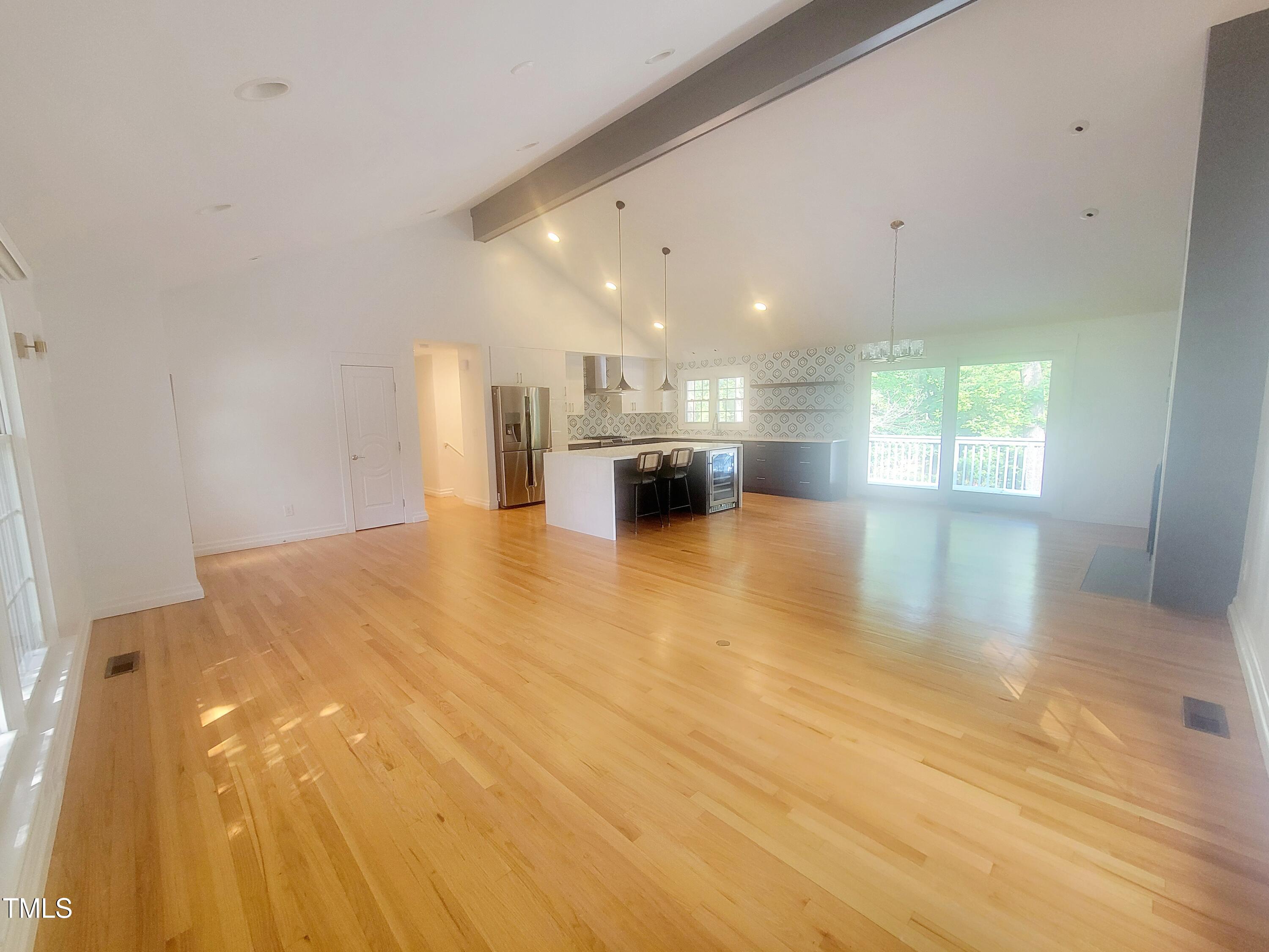 4221 Rowan Street