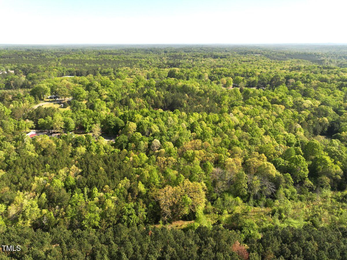 00 Fentress Road