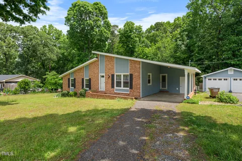 MLS: 10095732