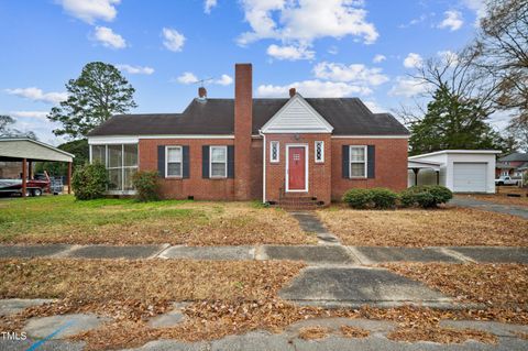 A home in Aulander