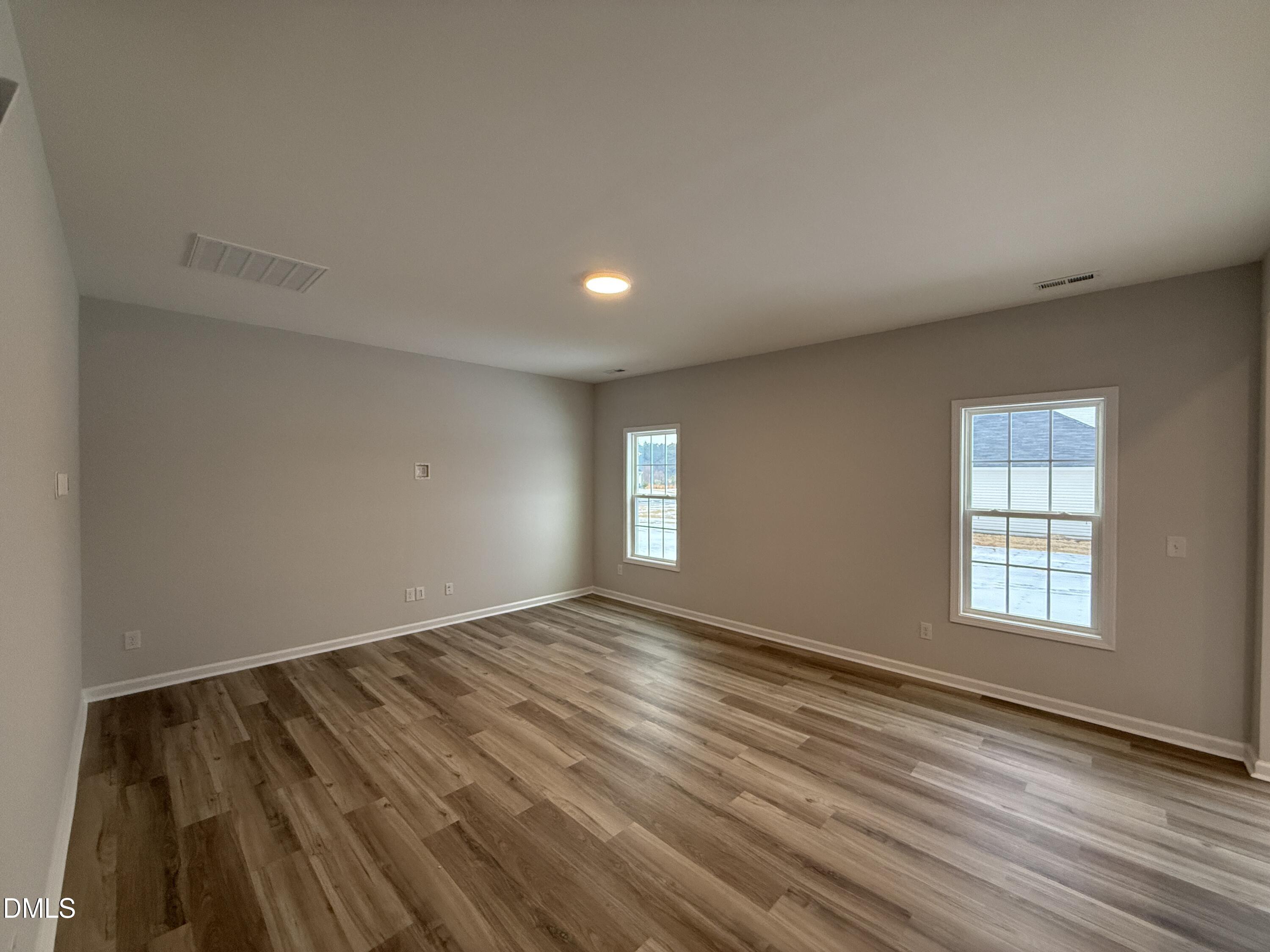 32 W Emily Gardens Drive