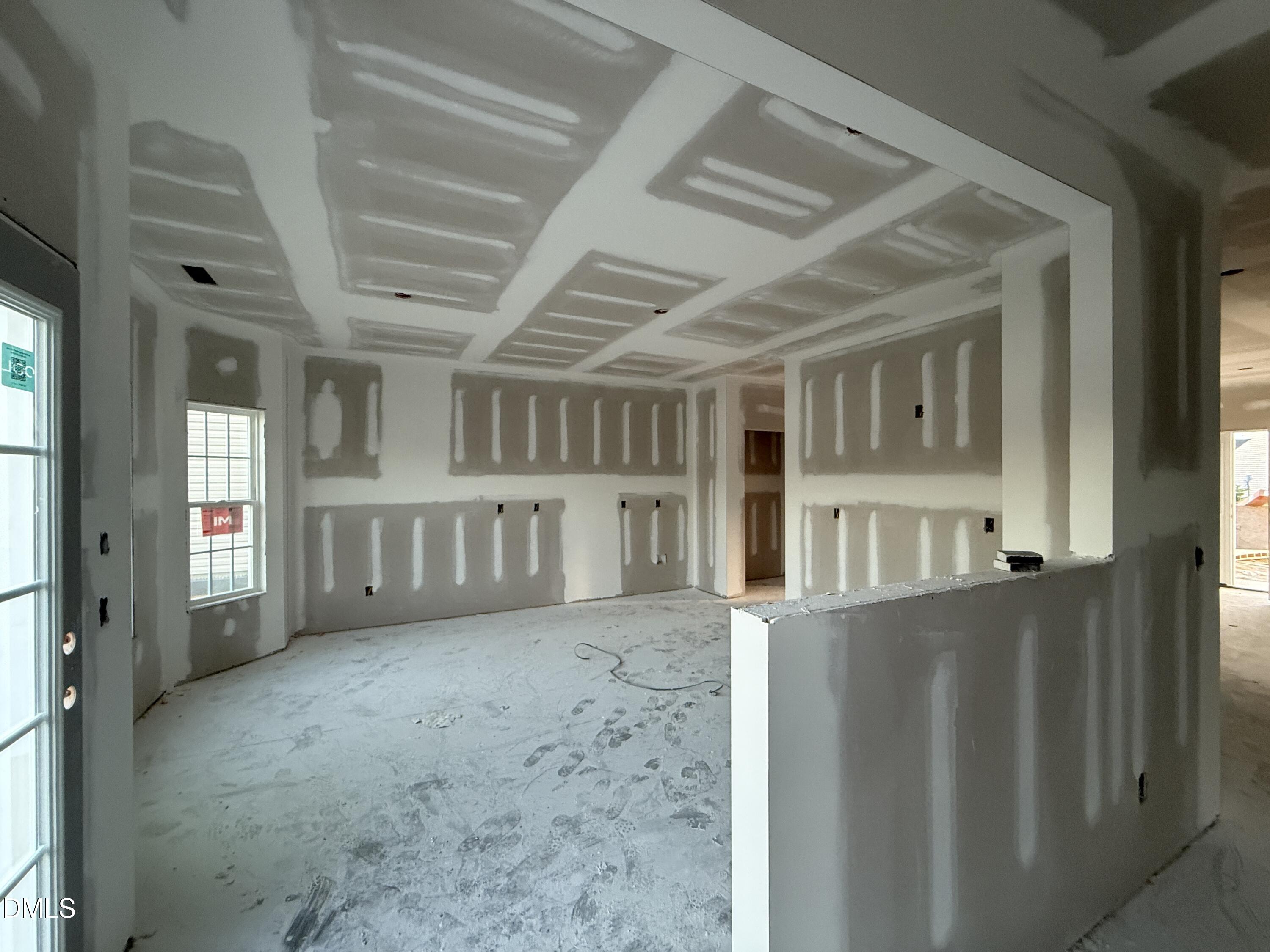 32 W Emily Gardens Drive