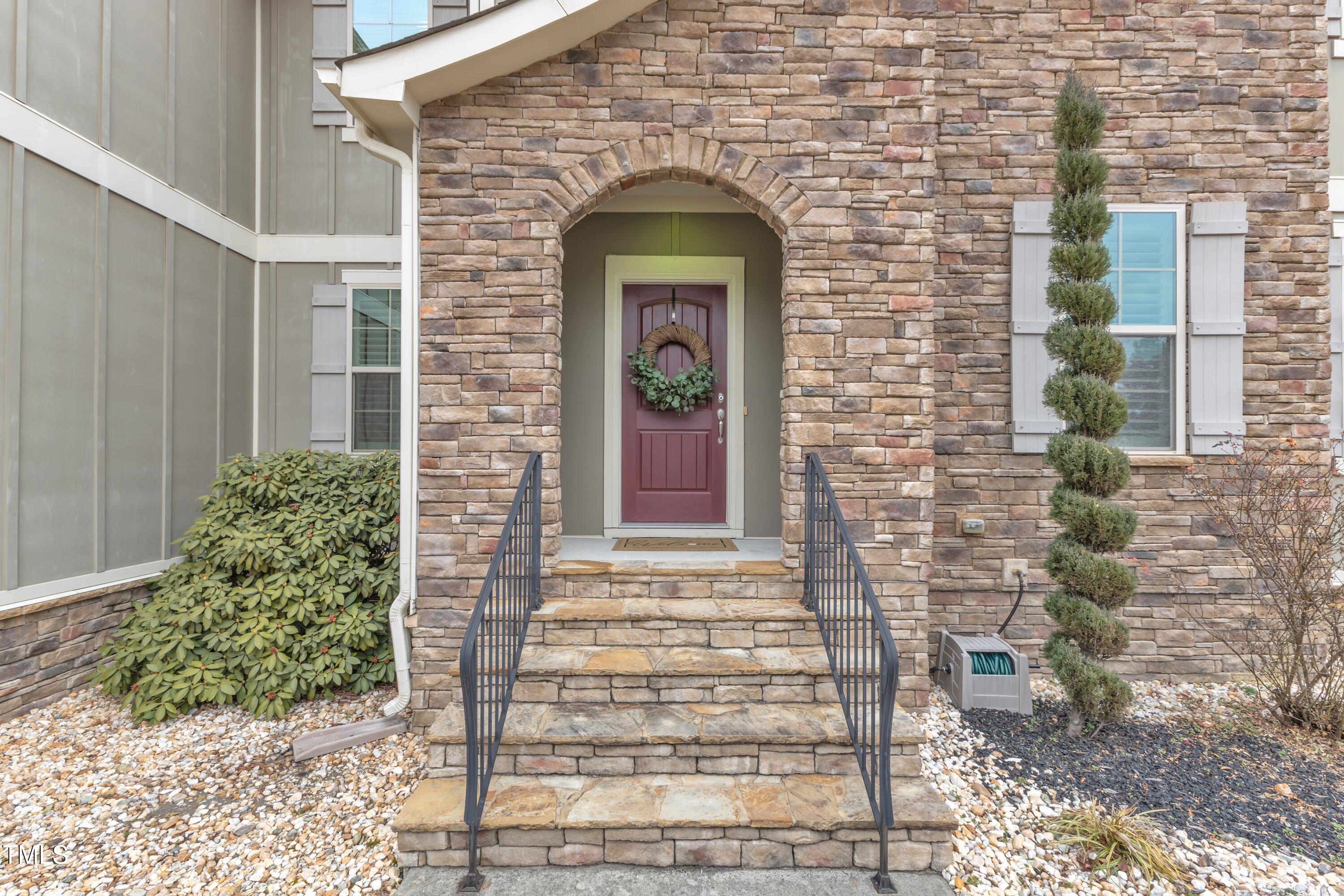 6509 Sunset Manor Drive