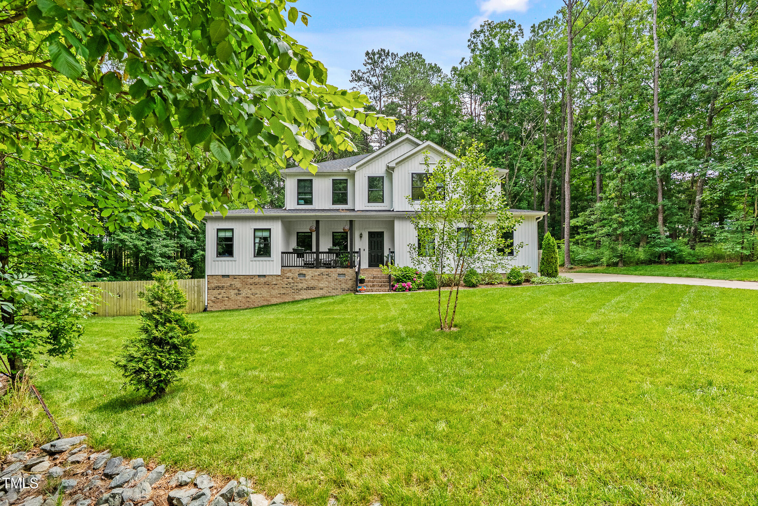 322 Scheer Avenue