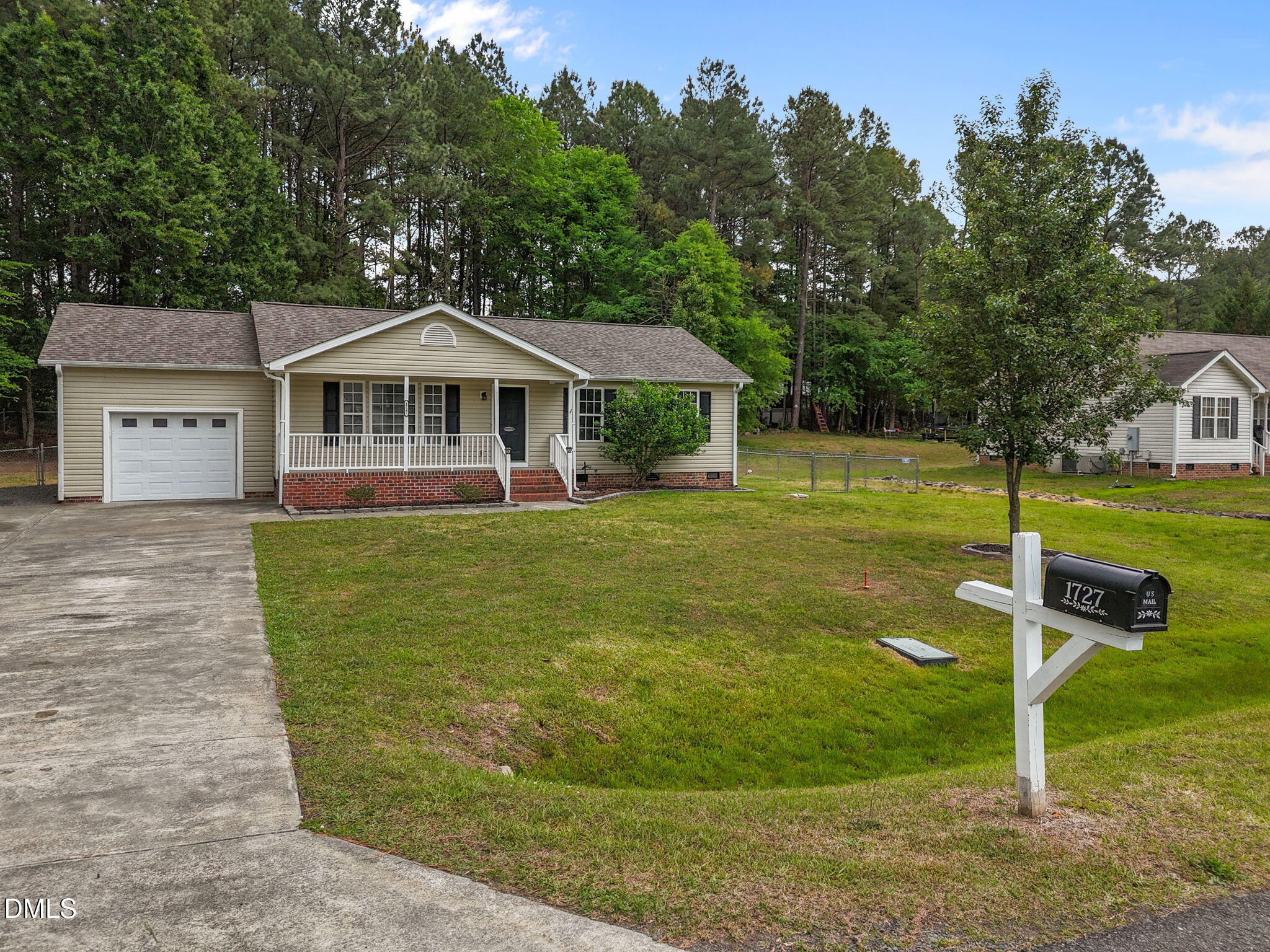 1727 Cobblestone Drive