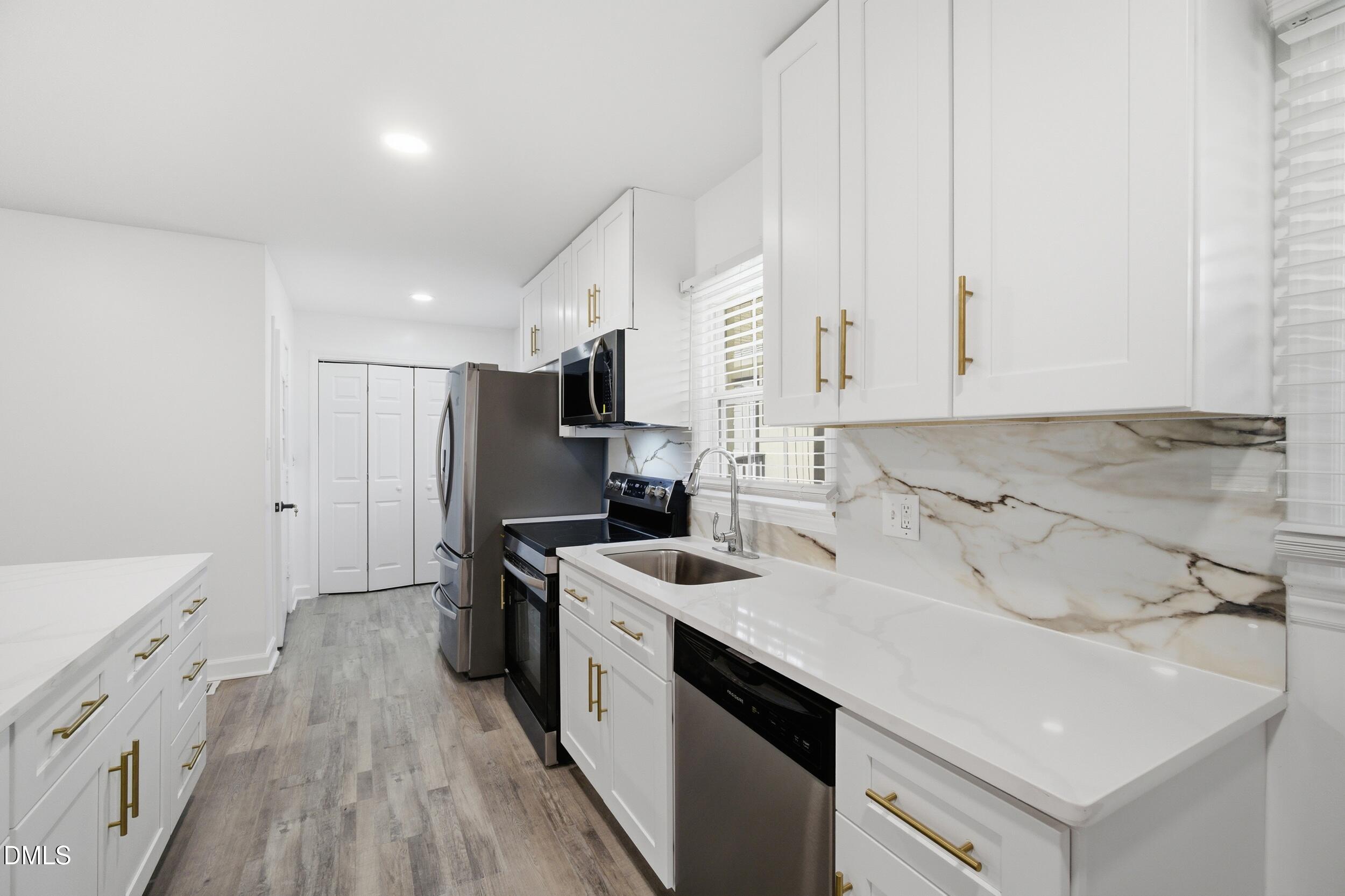 208 Lynnwood Estates Drive