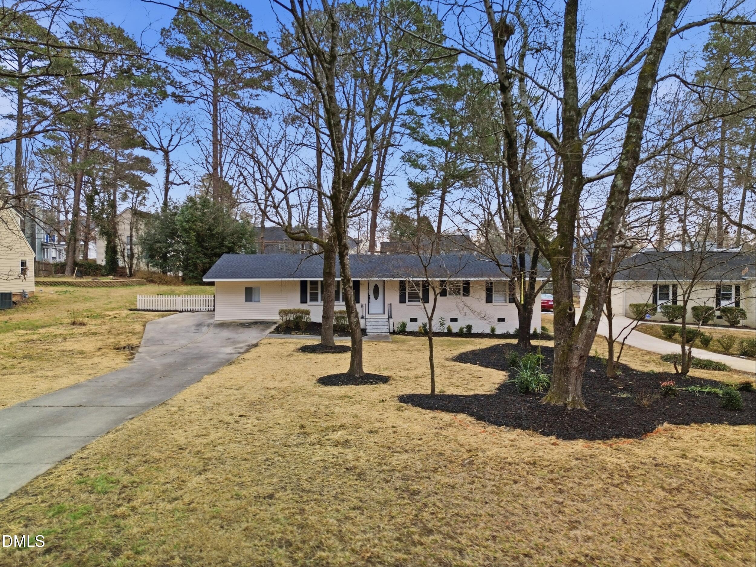 208 Lynnwood Estates Drive