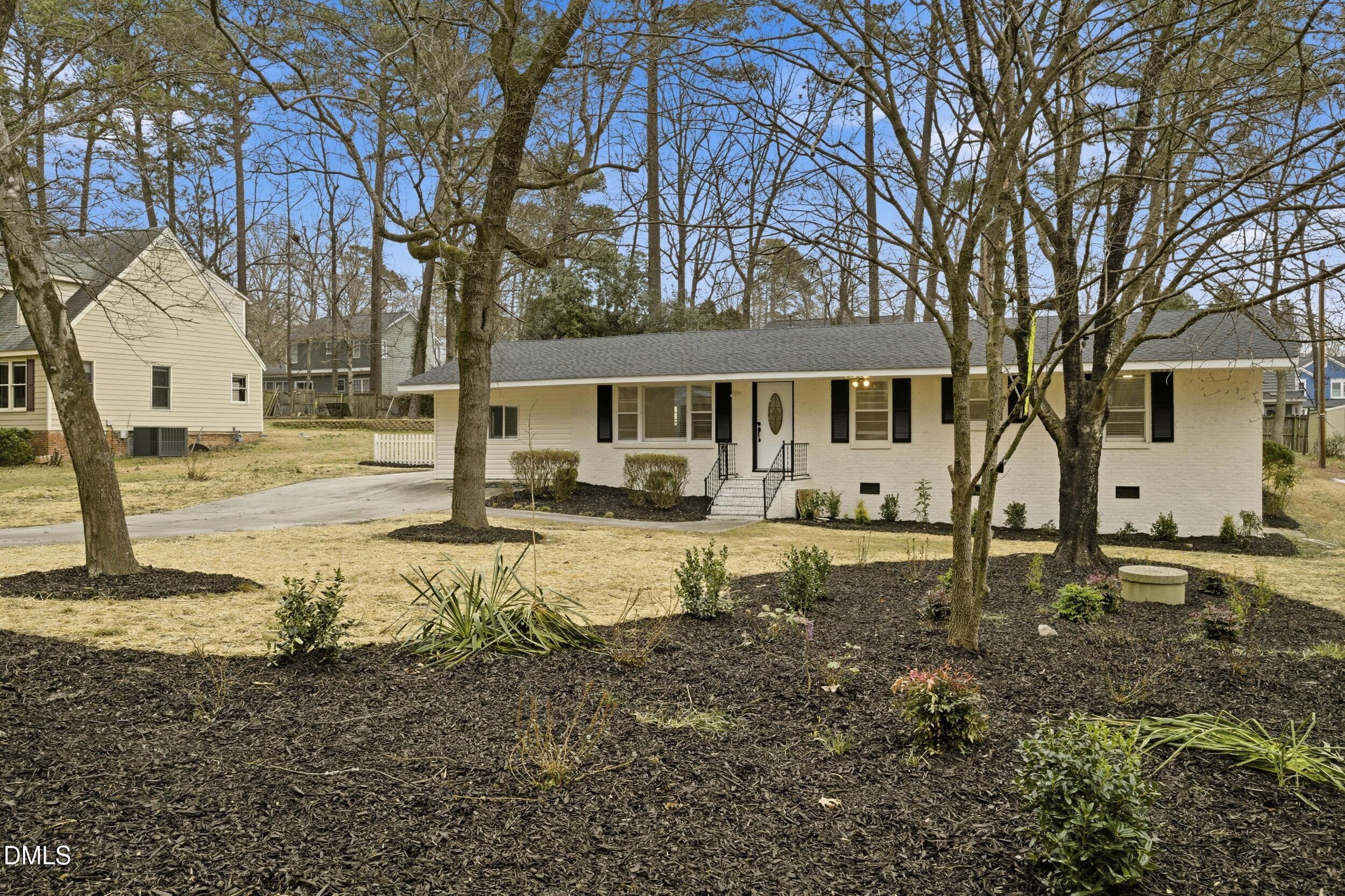 208 Lynnwood Estates Drive