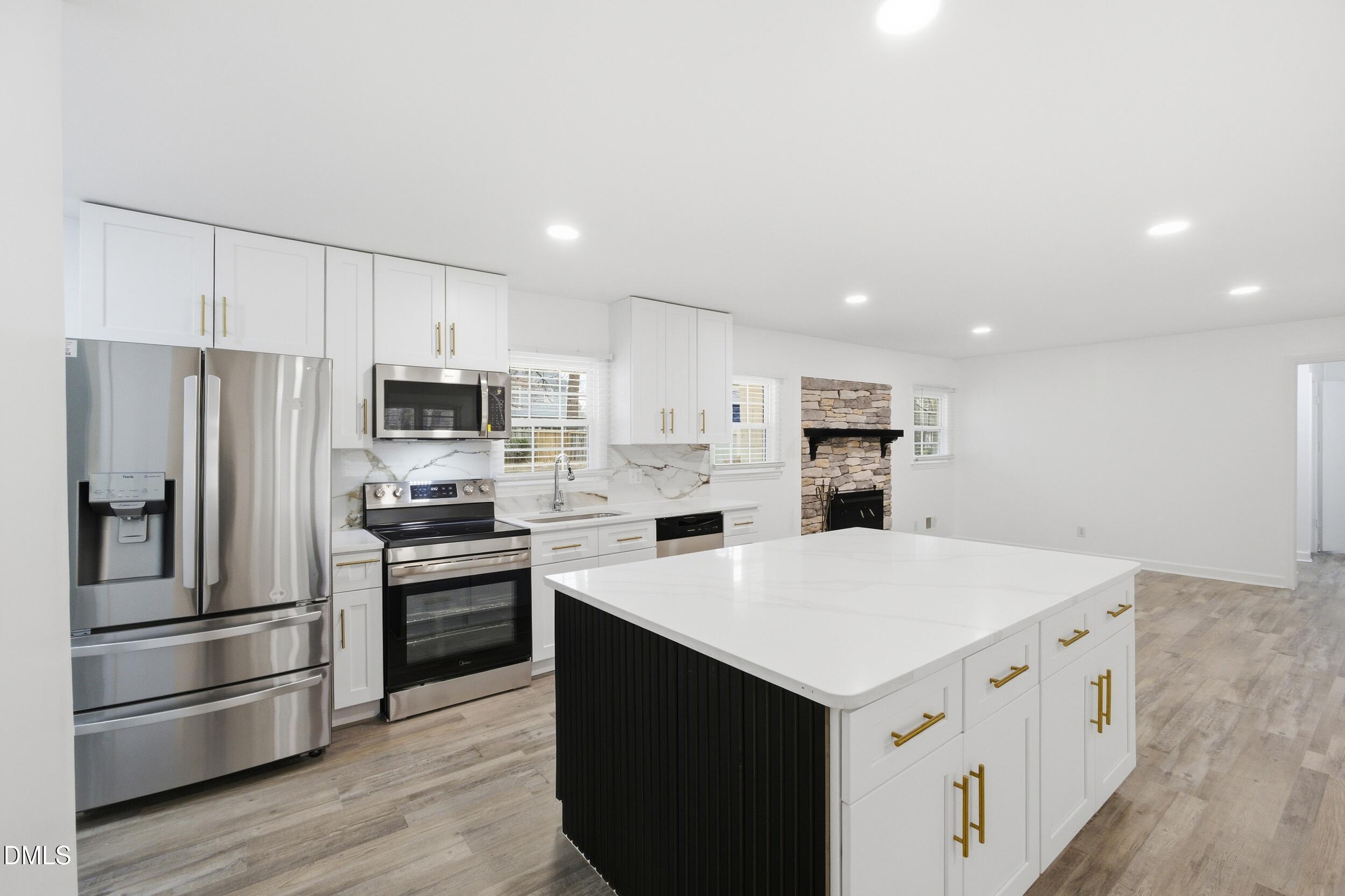 208 Lynnwood Estates Drive