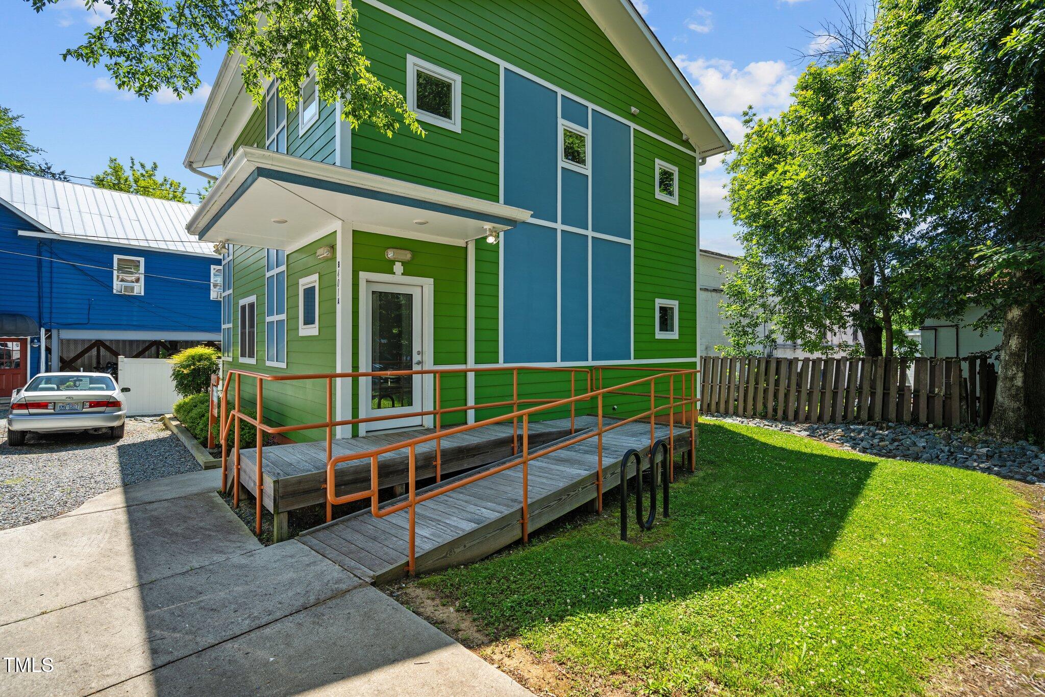 401 W Weaver Street A
