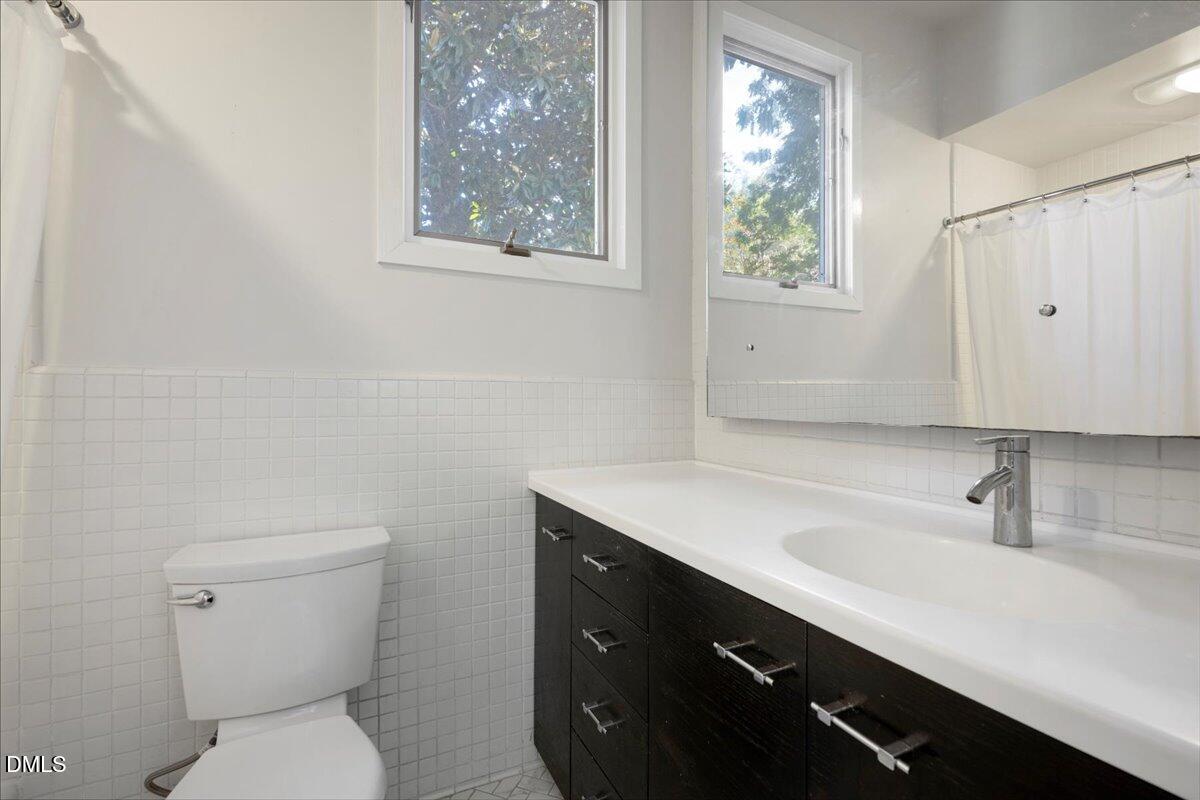 Raleigh, North Carolina 27604, United States, 3 Bedrooms Bedrooms, ,2 BathroomsBathrooms,Residential,Active,223724