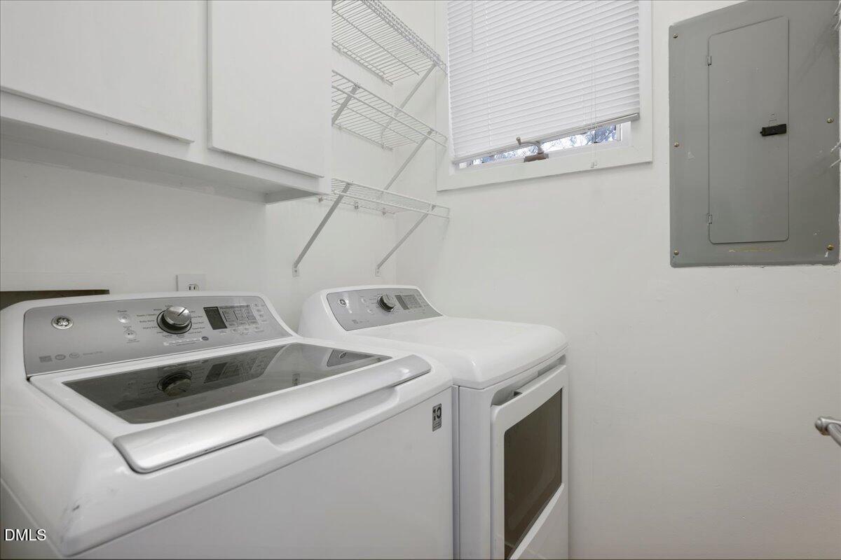 Raleigh, North Carolina 27604, United States, 3 Bedrooms Bedrooms, ,2 BathroomsBathrooms,Residential,Active,223724