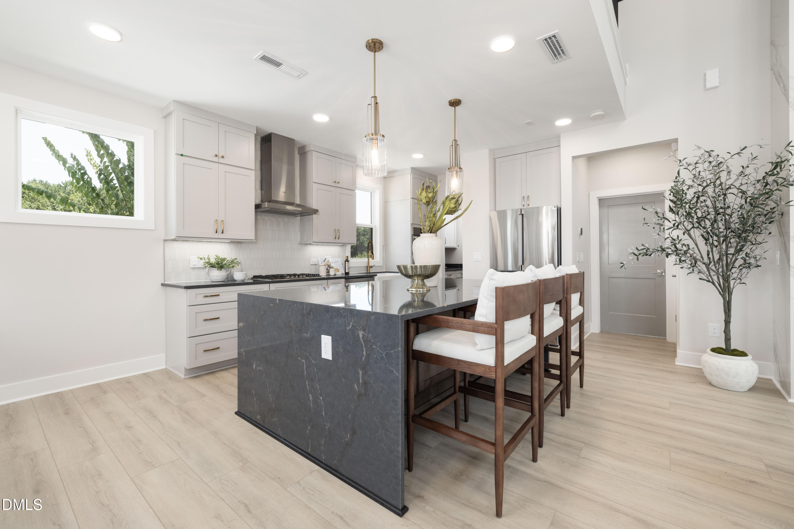 2409 Safe Harbour Road