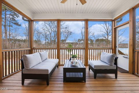 543 Glenville Lake Drive Fuquay Varina NC 27526