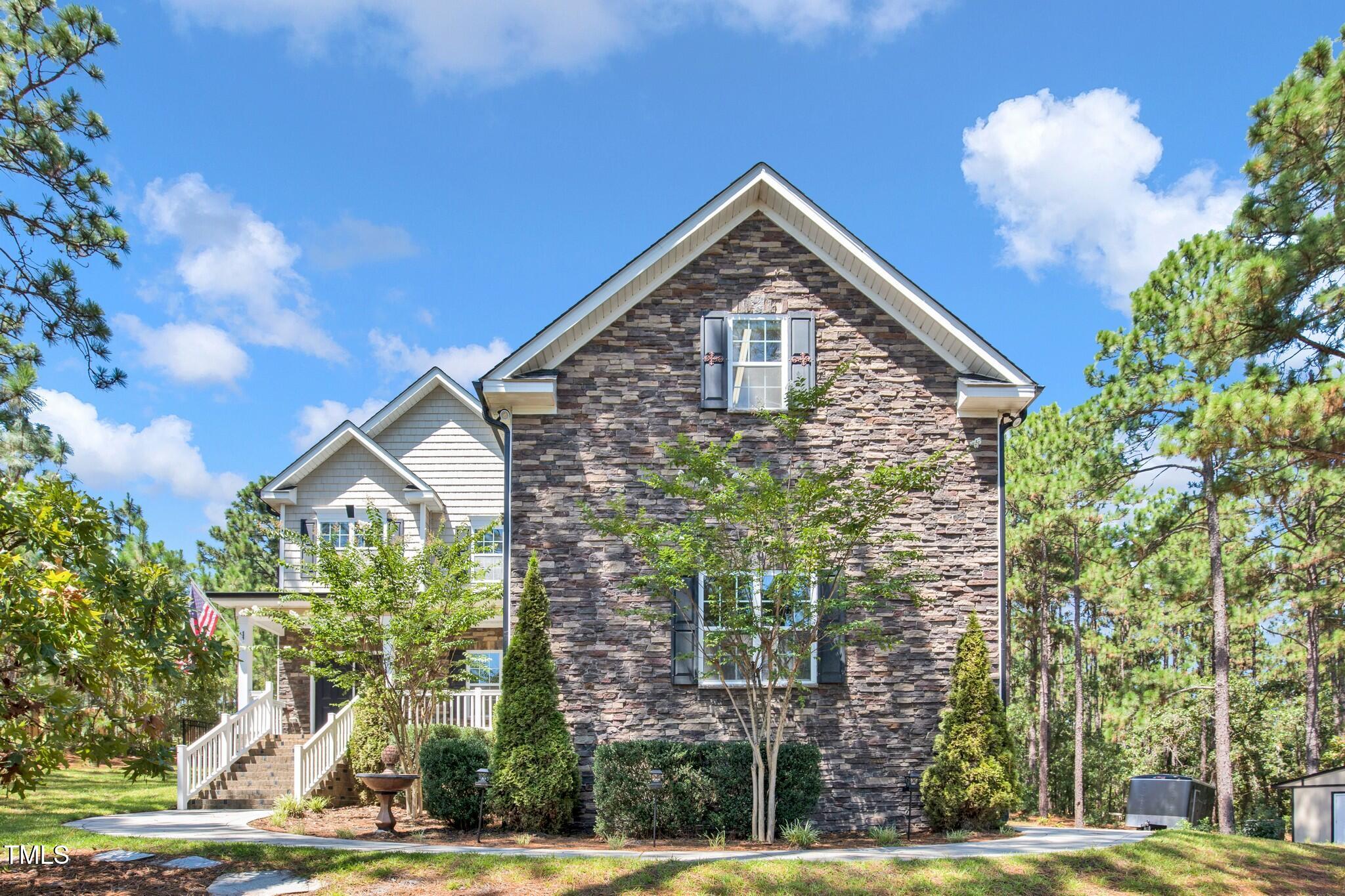 366 Ave Of The Carolinas
