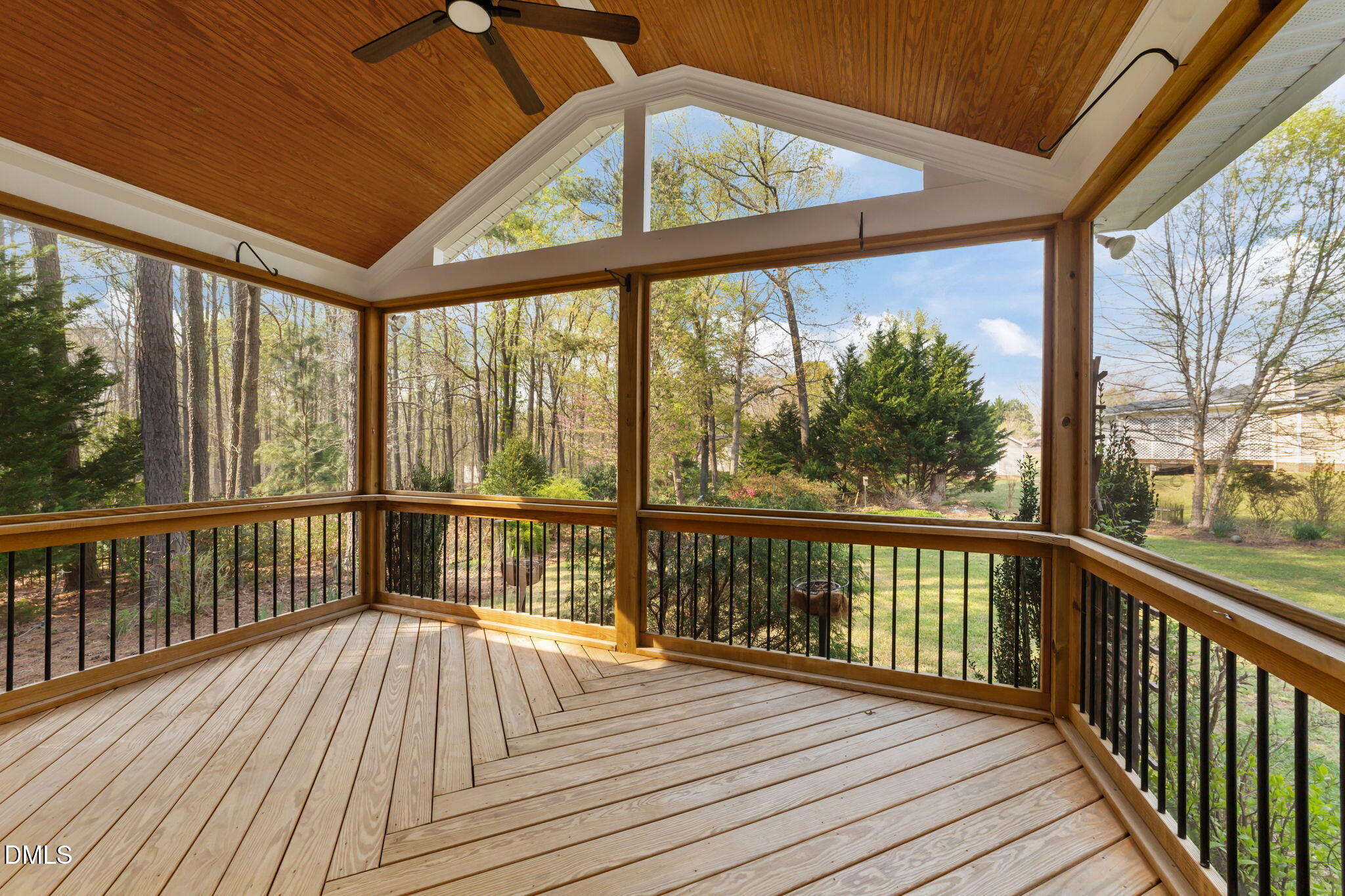 1900 Middle Ridge Drive