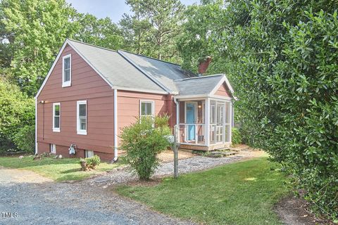 Single Family Residence in Carrboro NC 118 Estes Drive Extension.jpg