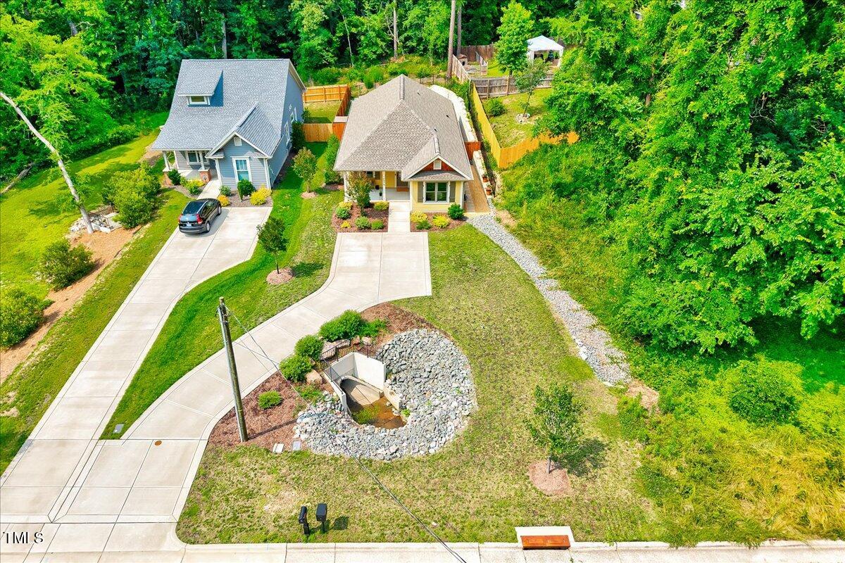 2975 Carolyn Drive
