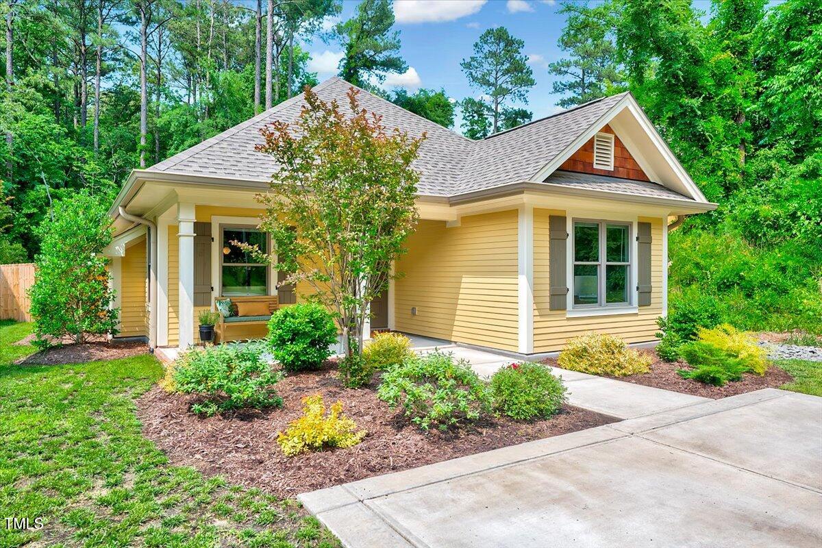 2975 Carolyn Drive