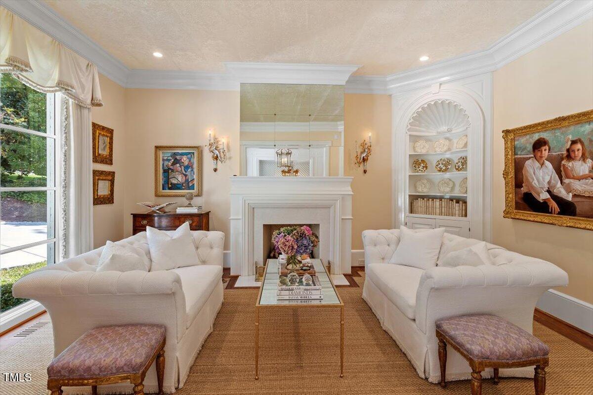 3501 Chaucer Place