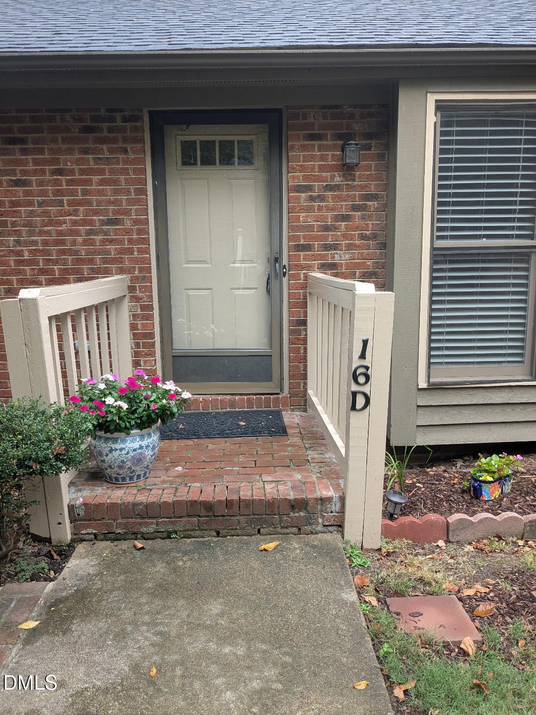 500 Woodcroft Parkway 16d