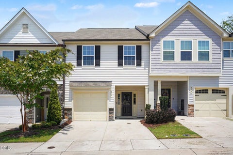 Photo of 270 E Porthaven Way, Clayton, NC 27527 (MLS # 10181725)