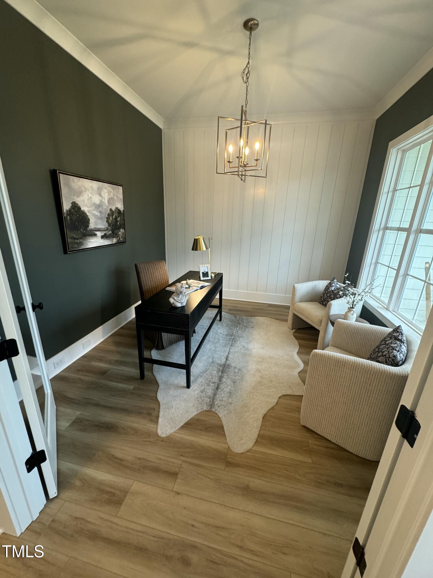1233 Azalea Garden Circle