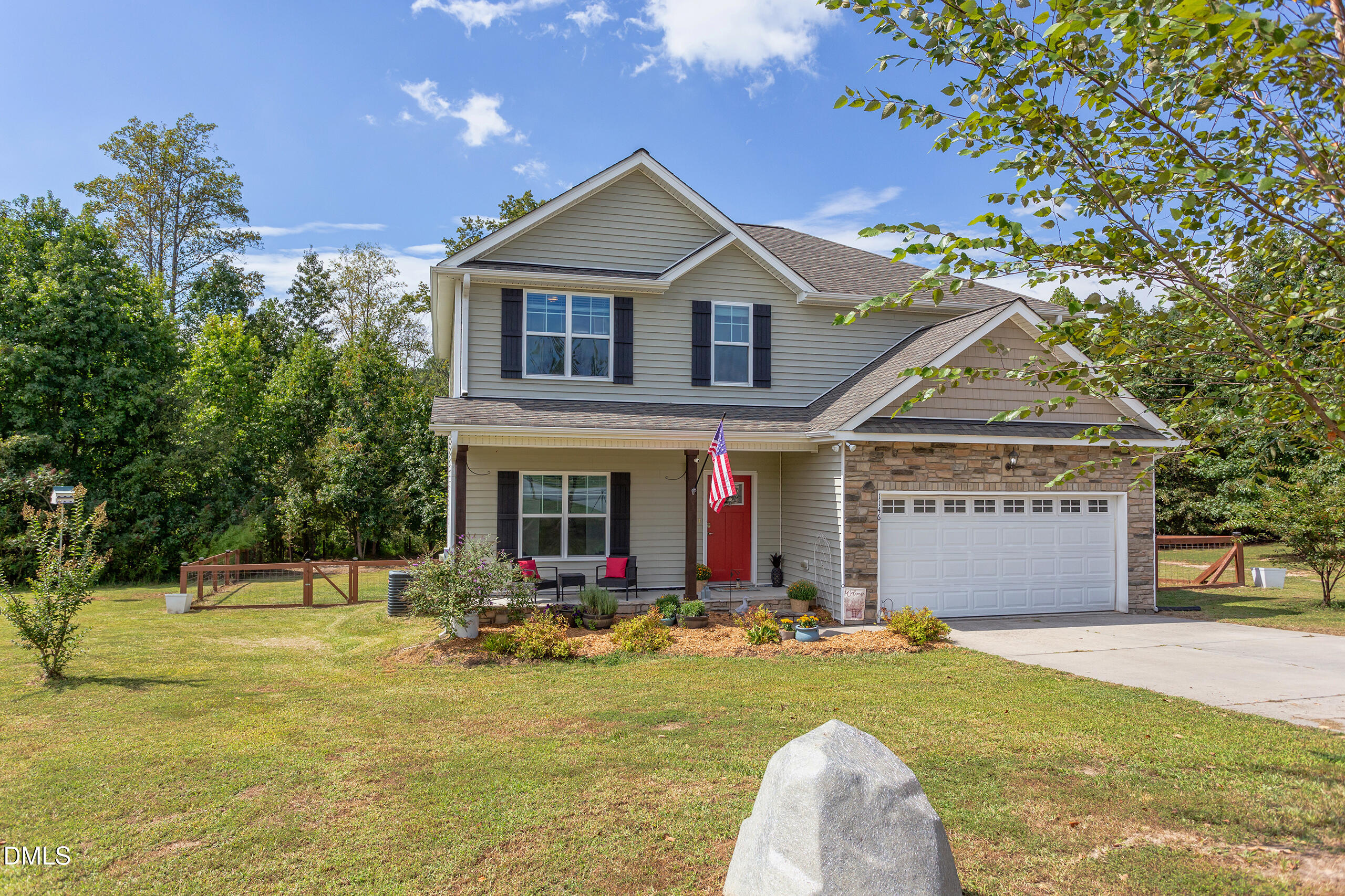 1146 Country Club Lane